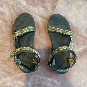 ORIGINAL UNIVERSAL TEVAS